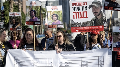 Scores of Israelis protest in Tel Aviv to demand prisoner swap deal with Palestinians