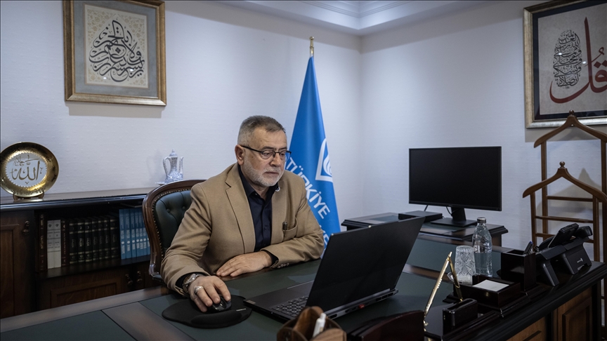 TDV Genel Müdürü Turan, AA'nın "Yılın Kareleri" oylamasında "Şehrin hayaleti"ni tercih etti