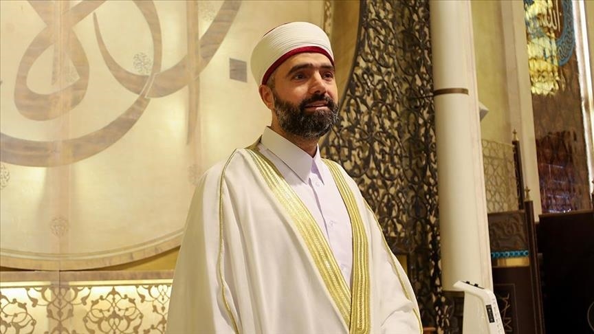 إمام سابق للمسجد الأموي: حلب حرة بقلبي ولم أفقد أمل العودة إليها (مقابلة)