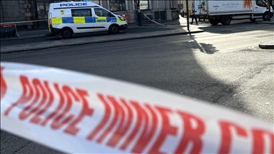 Central London shopping street evacuated over bomb threat