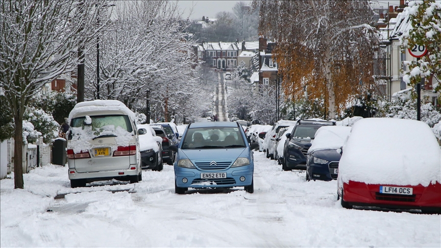 UK braces for arctic blast with snow and ice warnings in place