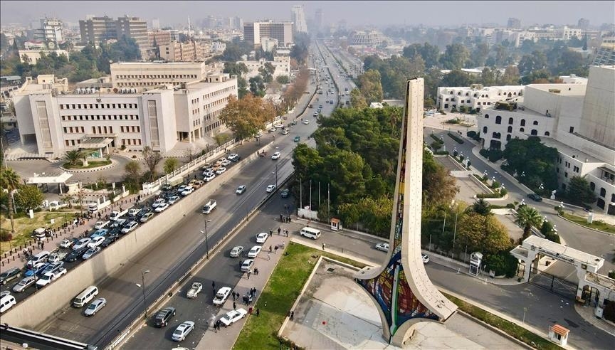 سوريا تعلن استئناف إصدار جوازات السفر في بعثاتها الخارجية الأحد