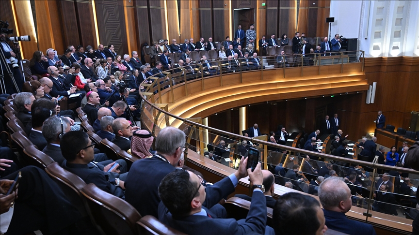 Lebanese parliament fails to elect president in 1st round of voting Lebanese parliament fails to elect president in 1st round of voting