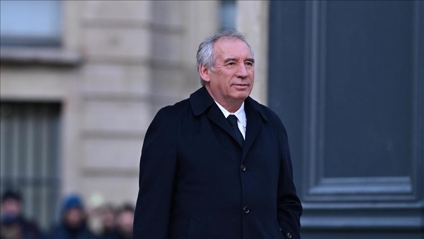 France: Bayrou poursuit les consultations avant sa déclaration de politique générale 