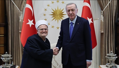 Turkish President Erdogan receives imam of Al-Aqsa Mosque