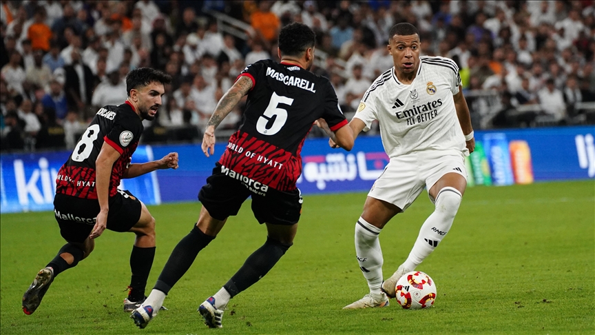 Real Madrid reach Spanish Super Cup final by hammering Mallorca 3-0