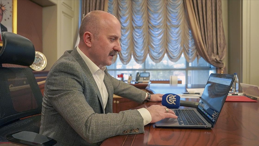 Adıyaman Valisi Varol, AA'nın "Yılın Kareleri" oylamasına katıldı