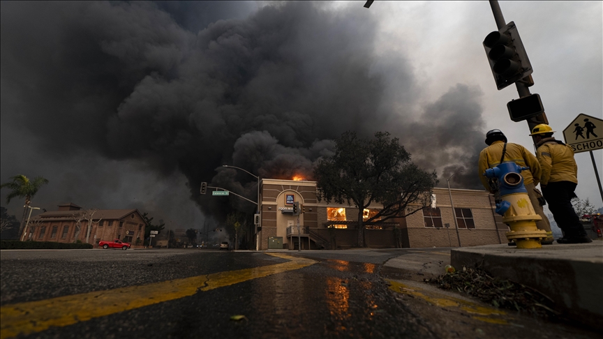 As massive fires devastate Los Angeles, insurance firms criticized for canceling policies