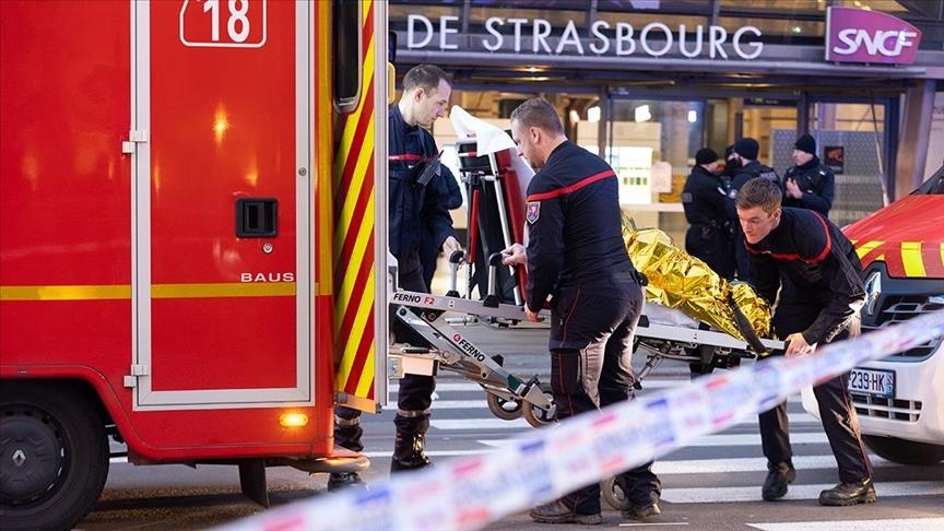 Li Strazbirga bajarê Fransayê du tramvay li hev qelibîn, biqasî 30 kes birîndar bûn