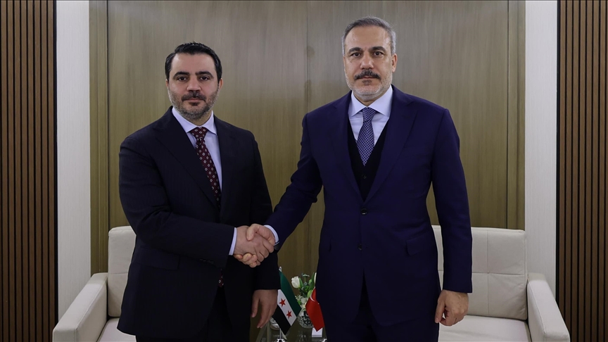 Хакан Фидан встретился с министром иностранных дел Сирии Шейбани