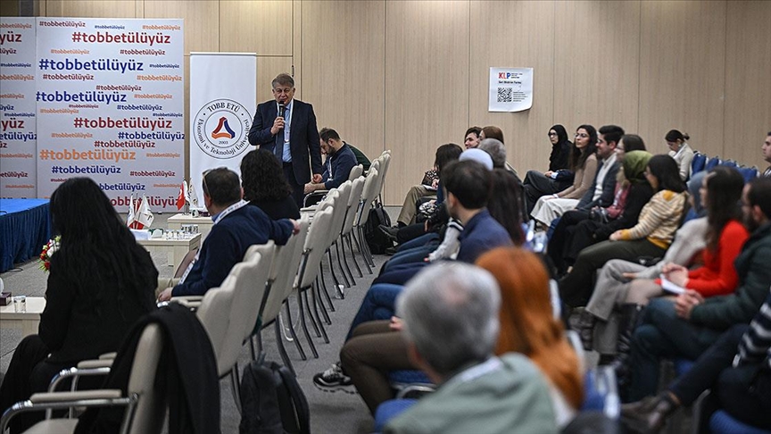 Uzmanlar, ruh sağlığının fiziksel hastalıklar üzerindeki etkilerini tartıştı 