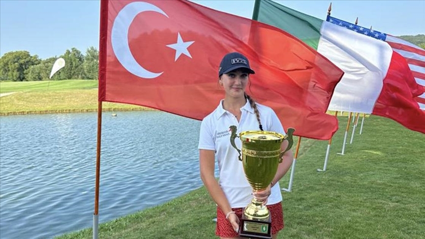 Milli golfçü Deniz Sapmaz, Dubai'deki gençler turnuvasında birinci oldu