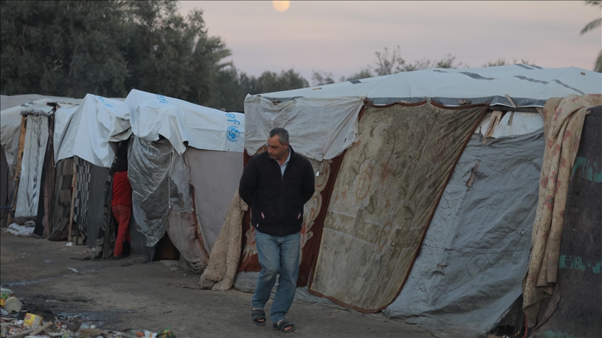 Israeli reports claim deal for prisoner swap, Gaza cease-fire with Hamas both drawing near: Media