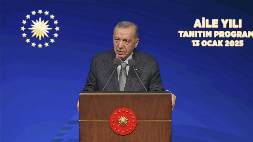 Erdogan: Las políticas de neutralización de género utilizan al colectivo LGBT como un "ariete"