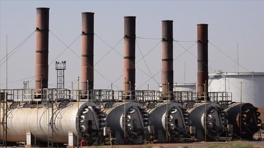 سوريا تفتح باب استيراد النفط لتوفير المشتقات للسوق المحلية