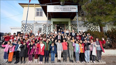 Milli Eğitim Bakanı Tekin, Adıyaman'da köy okullarını ziyaret etti