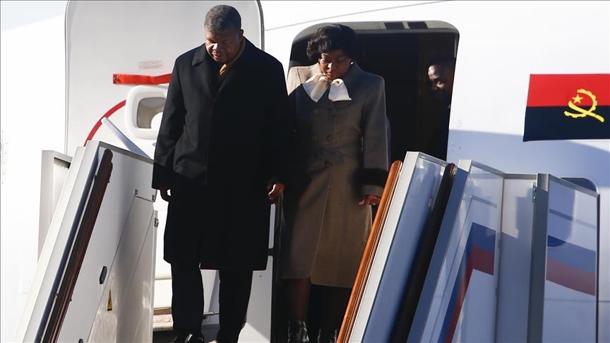Le Président angolais en visite d’État à Paris : enjeux politiques et économiques au menu