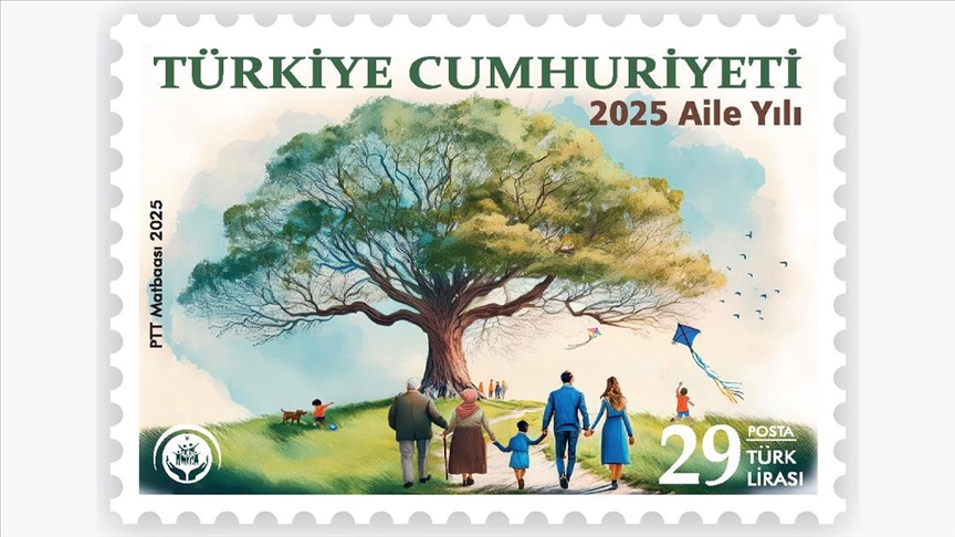 PTT'den "2025 Aile Yılı" konulu anma pulu ve ilk gün zarfı