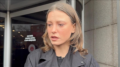 Serenay Sarıkaya, menajer Ayşe Barım'a yönelik soruşturma kapsamında ifade verdi