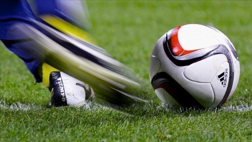 Arsenal survive Premier League London derby with 2-1 win against Tottenham