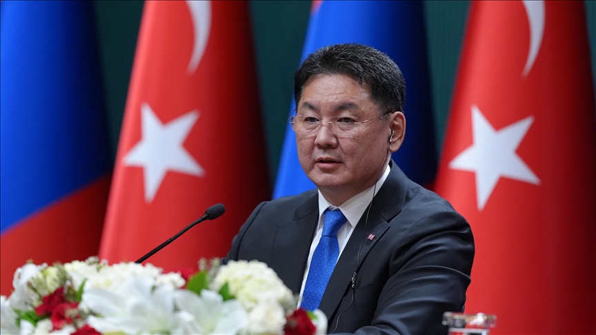 Moğolistan Cumhurbaşkanı Ukhnaa: Dünyada ve bölgede Türkiye'nin barışı sağlamak için gösterdiği çabaya müteşekkiriz 