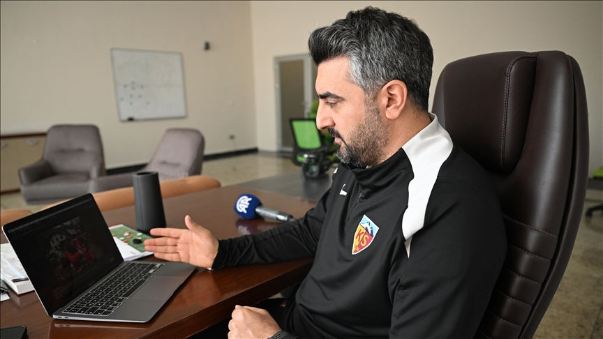 Kayserispor Teknik Direktörü Sinan Kaloğlu'nun "Haber" kategorisinde favorisi "Masumiyet" oldu