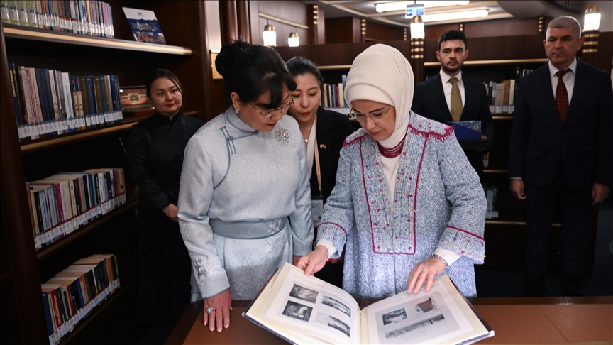 Türkiye's first lady hosts Mongolian counterpart in Ankara