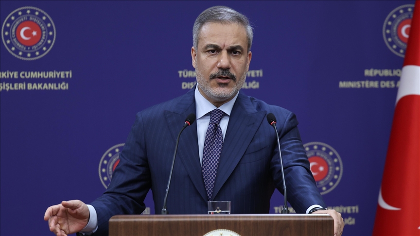 Bakan Fidan, Gazze'deki ateşkes mutabakatının "adalet ve insanlık adına kıymetli bir adım" olduğunu belirtti Bakan Fidan, Gazze'deki ateşkes mutabakatının "adalet ve insanlık adına kıymetli bir adım" olduğunu belirtti