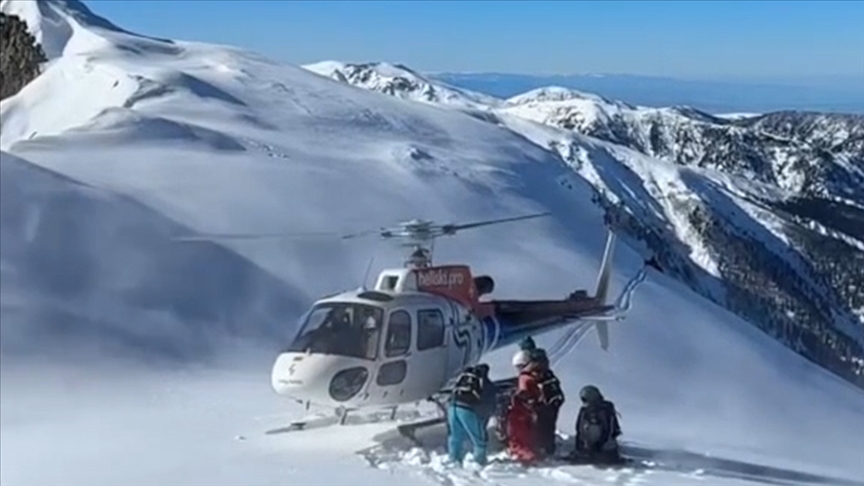 Kaçkar Dağları'nda "heliski" heyecanı devam ediyor