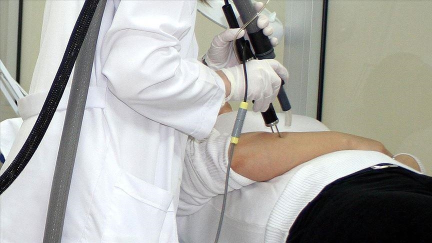 Lazer epilasyon sonrası müşterisinin vücudunda yanık oluşmasına neden olan firmanın yetkilisine dava