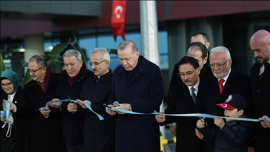 Cumhurbaşkanı Erdoğan, Kayseri Havalimanı yeni terminal binası mütemmimleri ile apron projesi açılışına katıldı