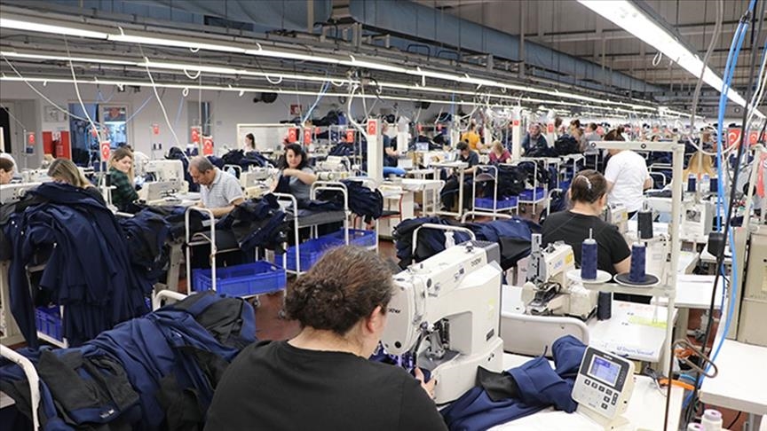 صادرات النسيج التركية تسجل إيرادات بنحو 9.5 مليارات دولار