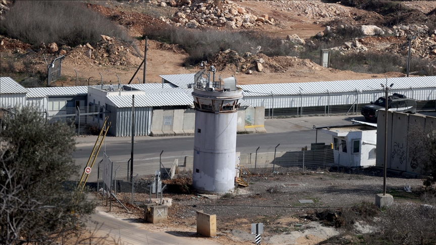 Israel prepares to move Palestinian prisoners ahead of release