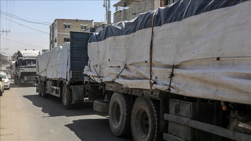 UNRWA'nın 4 bin tır dolusu insani yardımı, Gazze'ye girmek için hazır bekliyor