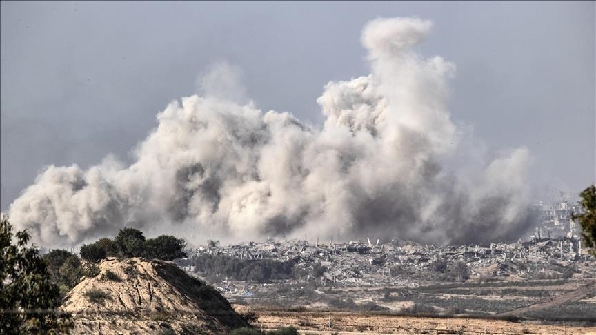 Israël a intensifié ses bombardements sur Gaza avant l'entrée en vigueur du cessez-le-feu  