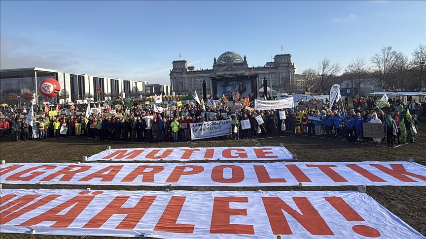 Farmers in Germany protest government's agricultural policies