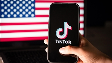 Trump, TikTok yasağını ertelemeye yönelik kararname imzalayacağını duyurdu