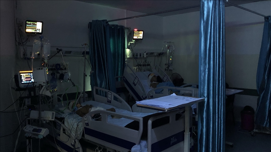 Qatar launches bridge to deliver 12.5 million liters of fuel to Gaza