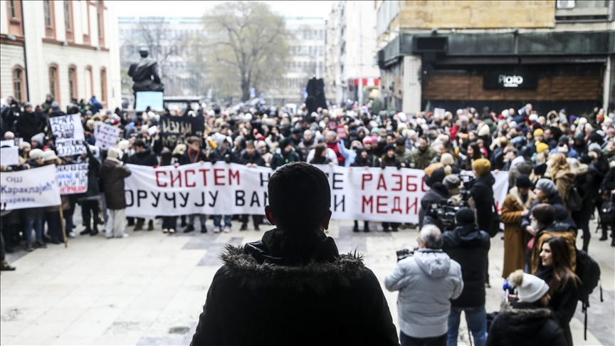 Protest prosvjetara i studenata u Beogradu, dio srednjih škola obustavio rad