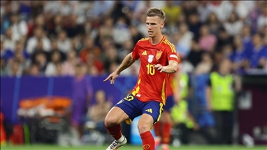 Barcelona’s Dani Olmo sidelined after calf injury