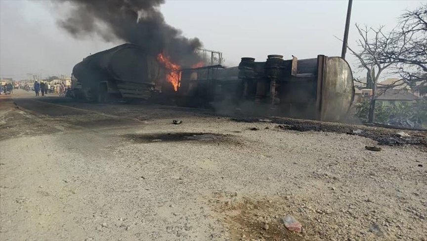 Nigeria oil tanker blasts kill nearly 1,900 in 16 years, spike after subsidy removal