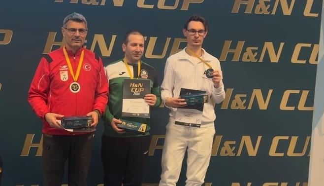 Le célèbre tireur turc, Yusuf Dikec, remporte une médaille d'argent en Allemagne 