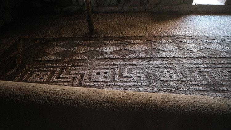 2,200-year-old mosaic, 1,800-year-old tomb discovered in ancient Turkish city of Assos