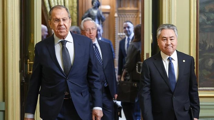 Глава МИД: между Кыргызстаном и РФ налажено взаимопонимание