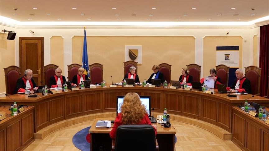 Ustavni sud BiH zabranio dijelove iz spornog udžbenika Istorije za 9. razred u RS-u