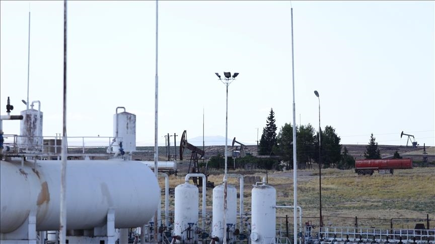 Syrie: le nouveau pouvoir reprend le contrôle de 2 champs de pétrole à Rakka