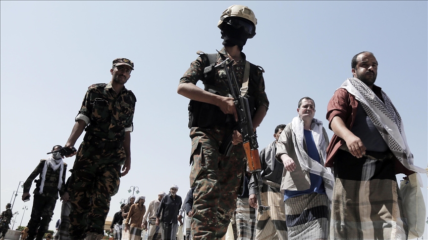 Houthi group to unilaterally release dozens of prisoners of rival Yemeni gov't