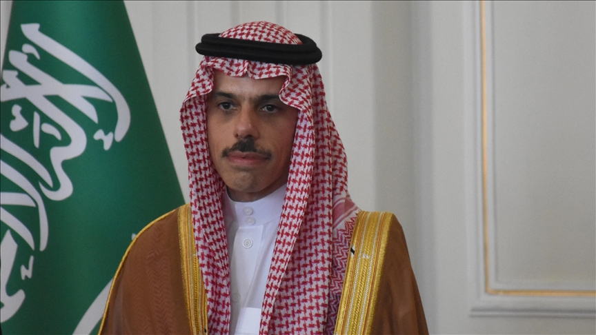 بأول زيارة منذ سقوط الأسد.. وزير خارجية السعودية يصل دمشق