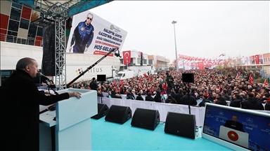 Cumhurbaşkanı Erdoğan: 2025 yılında deprem bölgemizde 452 bin 983 bağımsız bölümü vatandaşlarımıza teslim edeceğiz