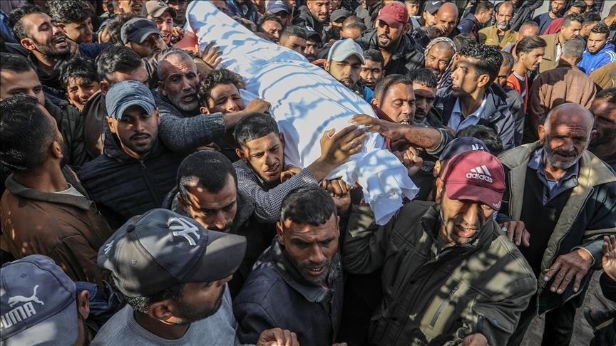 In ceasefire violation, Israeli gunfire kills displaced Palestinian in Gaza, injures others
